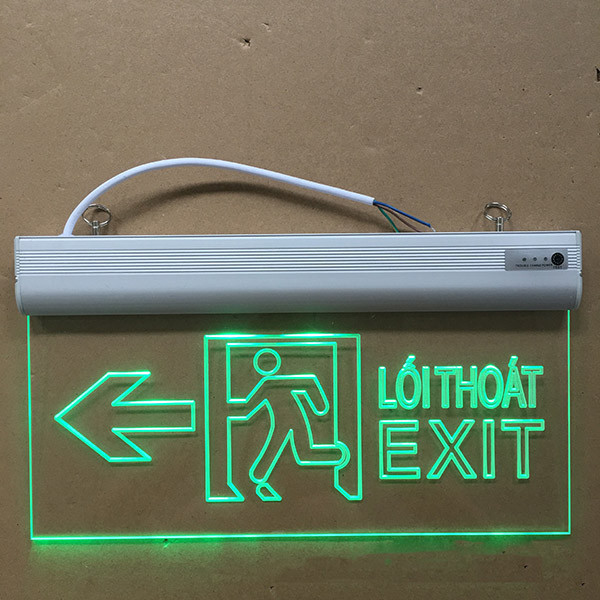 Mô hình đèn thoát hiểm Exit có chữ EXIT và mũi tên chỉ lối ra