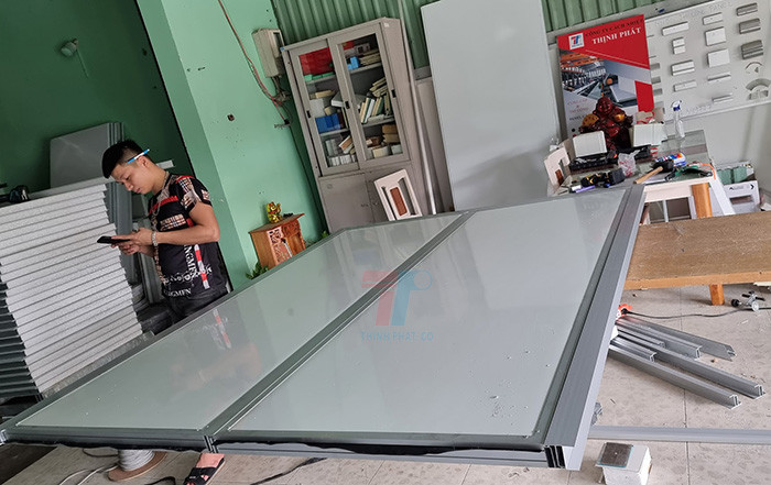 cua panel thinh phat0 1