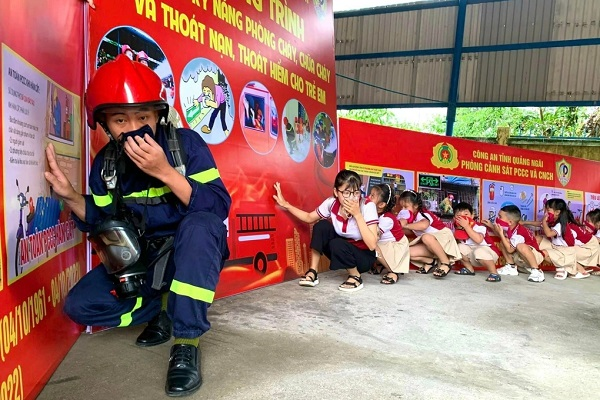 Kỹ Năng Chữa Cháy Và Thoát Nạn Bảo Vệ An Toàn Mọi Tình Huống 3 image 21