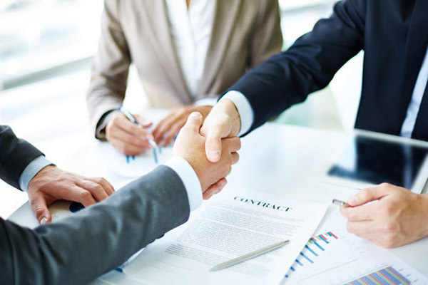 Đội ngũ thi công trên công trường, thể hiện trách nhiệm của tổng thầu EPC