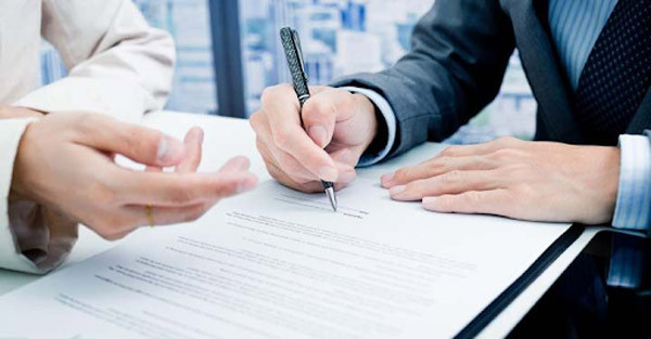 Người quản lý giám sát quá trình thi công, đảm bảo tuân thủ quy định của tổng thầu EPC